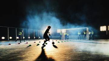 约翰·斯通斯抵意，体检并办理体育资质审核（配图示意）